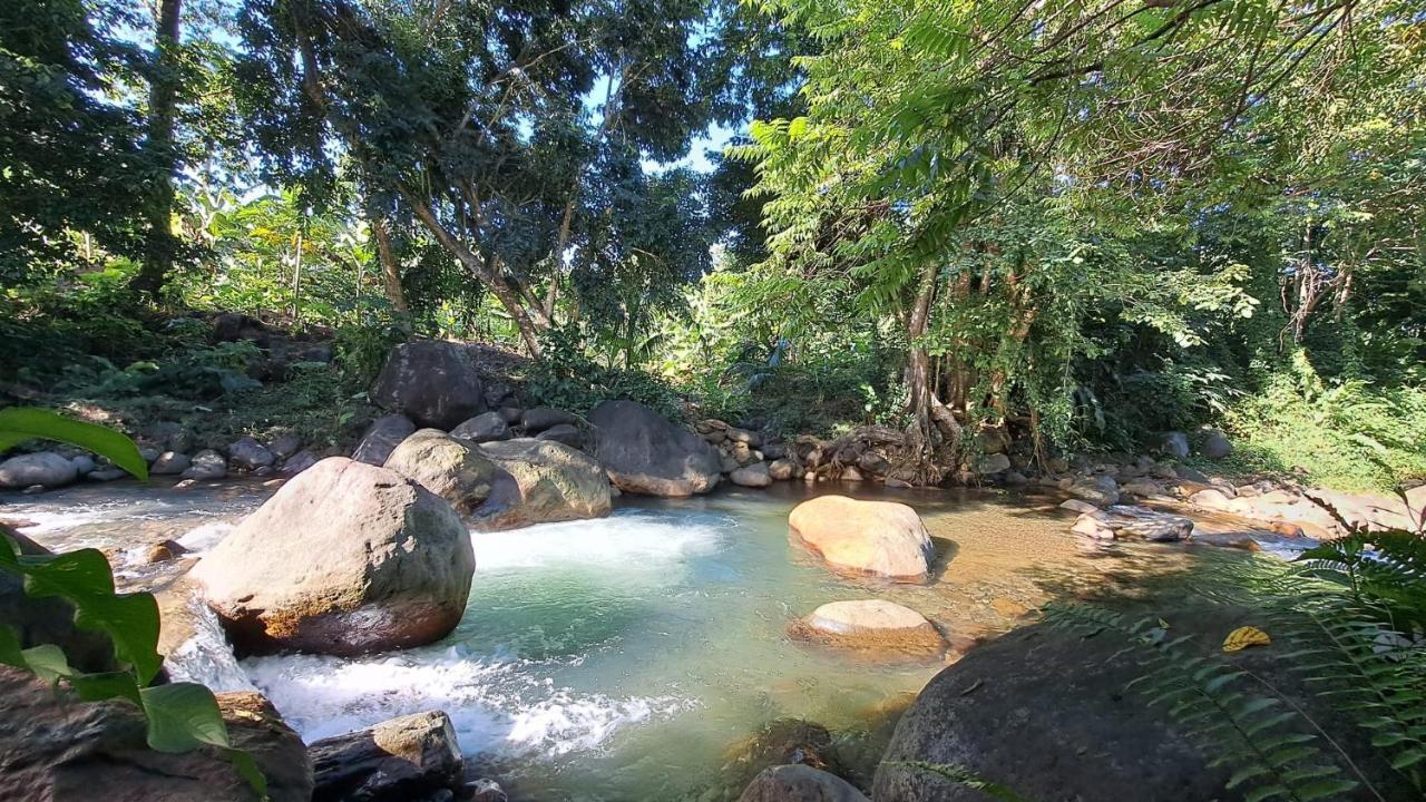 Kootney Resorts Portsmouth Ngoại thất bức ảnh